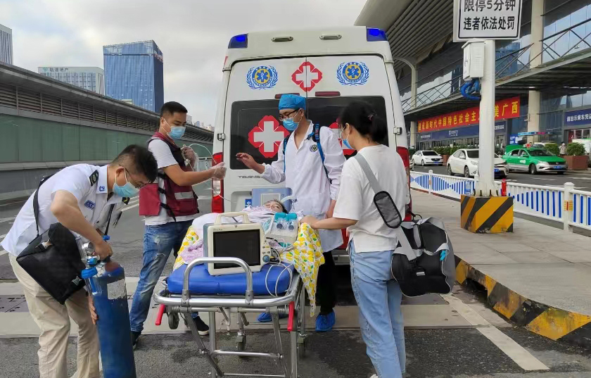 韶关救护车出租公司